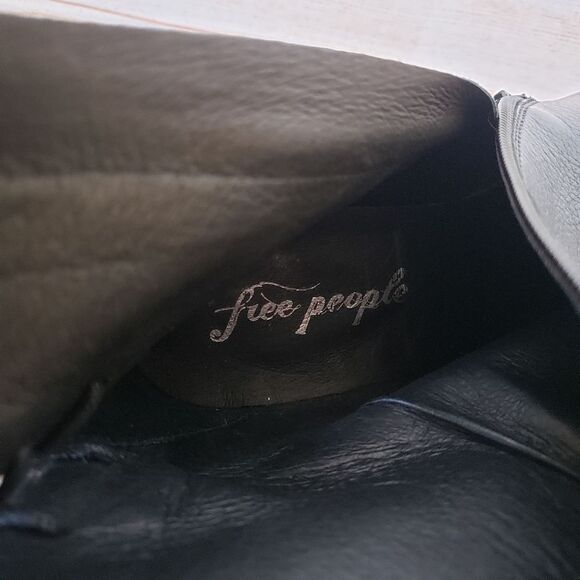 Free People Livia Leather Laceback Side Zip Pointy Toe Blue Block Heel Size 38 - Picture 12 of 16